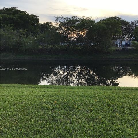 6870 Royal Palm Blvd 111M, Margate, FL 33063
