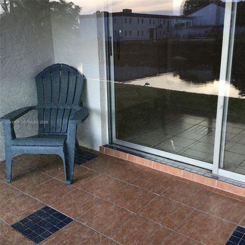 6870 Royal Palm Blvd 111M, Margate, FL 33063