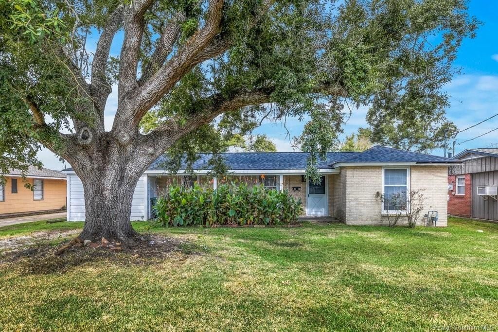417 E Claude Street, Lake Charles, LA 70605