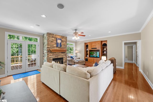 103 Country Club Drive, Laurens, SC 29360