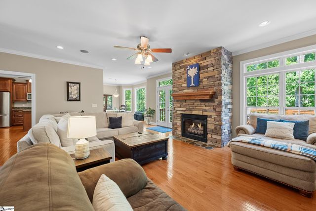 103 Country Club Drive, Laurens, SC 29360