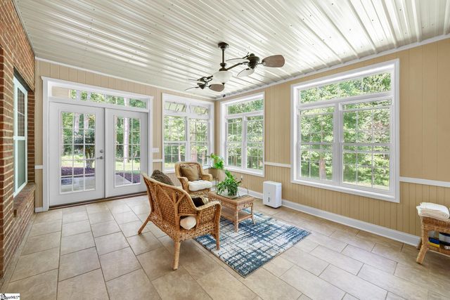 103 Country Club Drive, Laurens, SC 29360