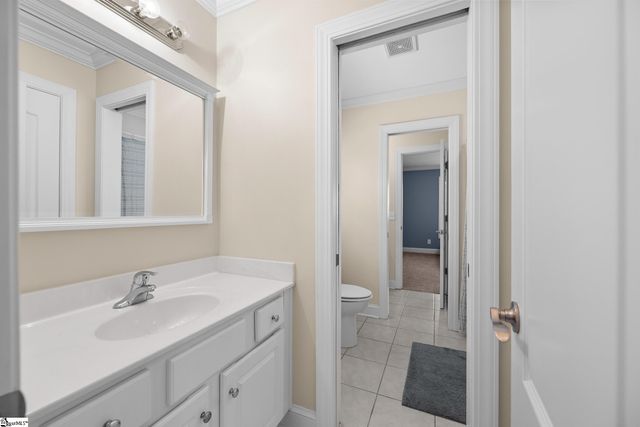 103 Country Club Drive, Laurens, SC 29360