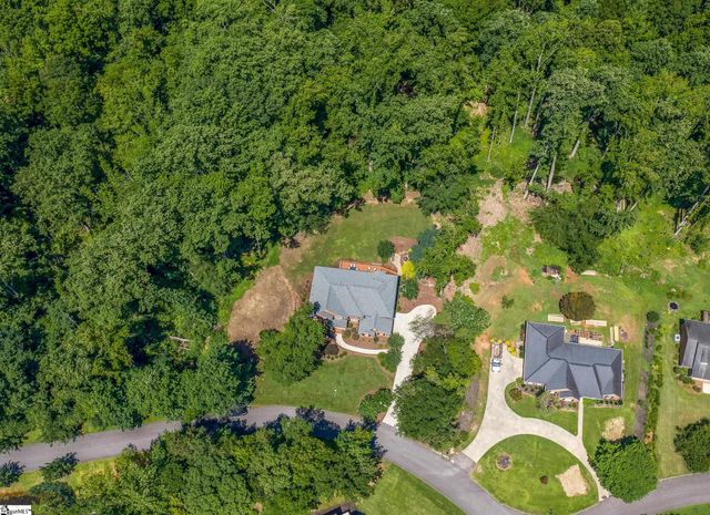 103 Country Club Drive, Laurens, SC 29360