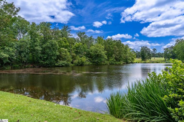 103 Country Club Drive, Laurens, SC 29360