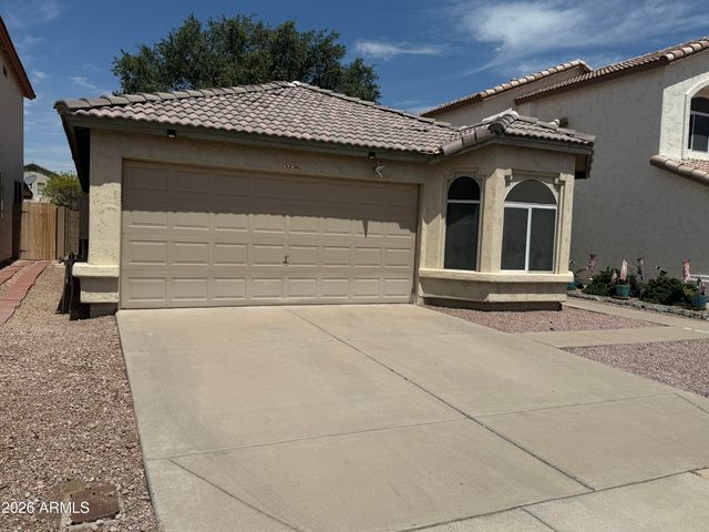 3236 E KERRY Lane, Phoenix, AZ 85050