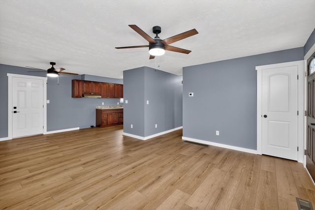 125 Arvin Drive, Lancaster, KY 40444