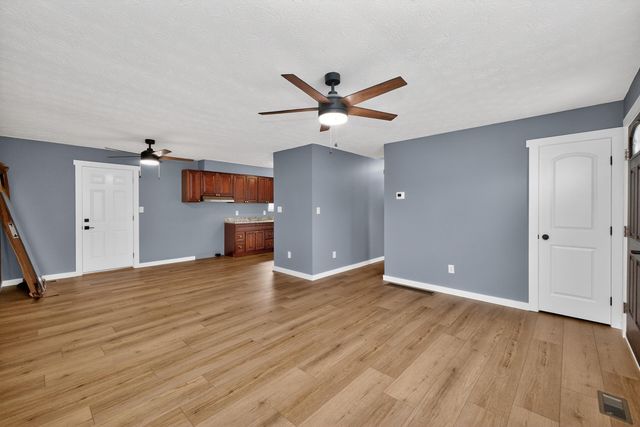 125 Arvin Drive, Lancaster, KY 40444