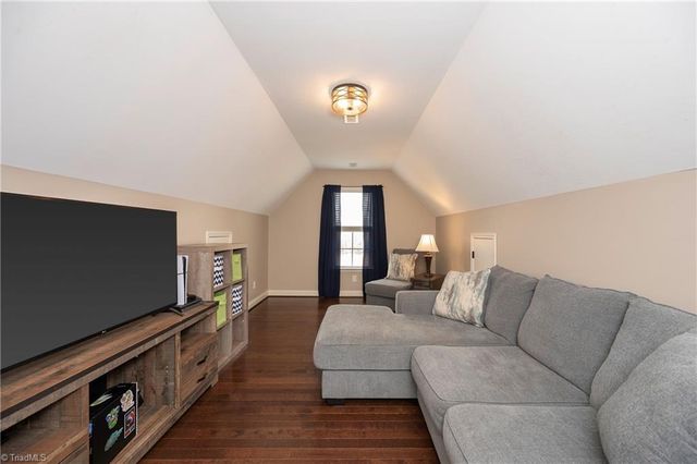 218 Beauchamp Road, Advance, NC 27006