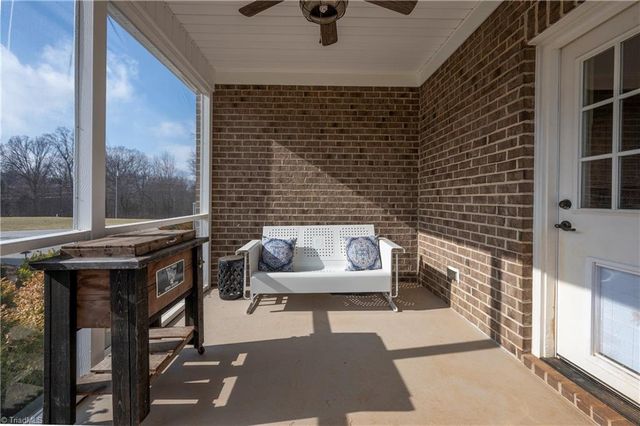 218 Beauchamp Road, Advance, NC 27006