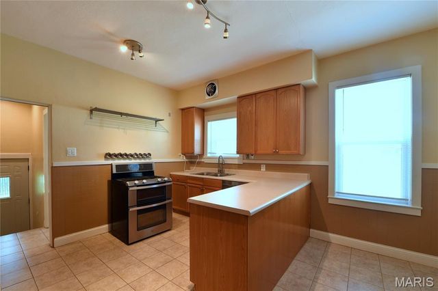 358 W Loretta Avenue, Lemay, MO 63125