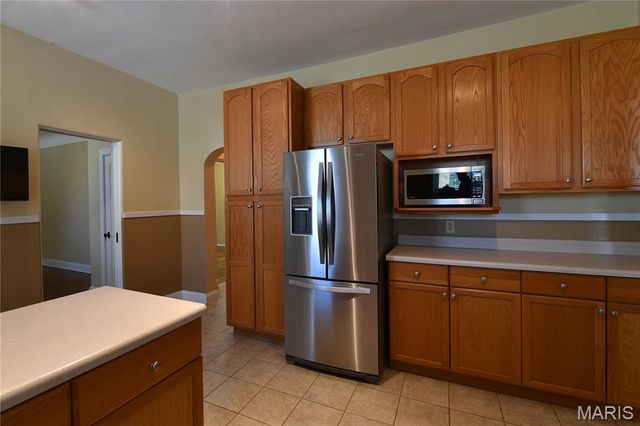 358 W Loretta Avenue, Lemay, MO 63125