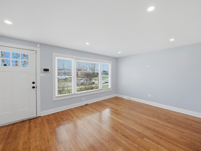 8000 S Wentworth Avenue, Chicago, IL 60620