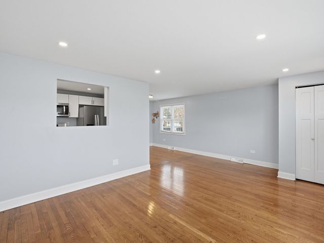 8000 S Wentworth Avenue, Chicago, IL 60620