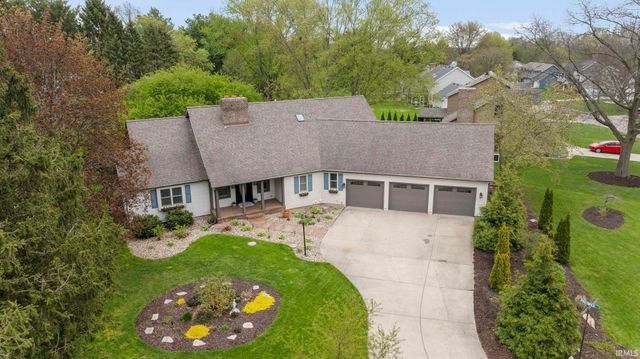 51460 Turnwood Lane, Granger, IN 46530