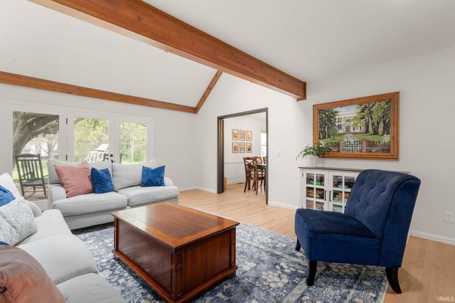 51460 Turnwood Lane, Granger, IN 46530
