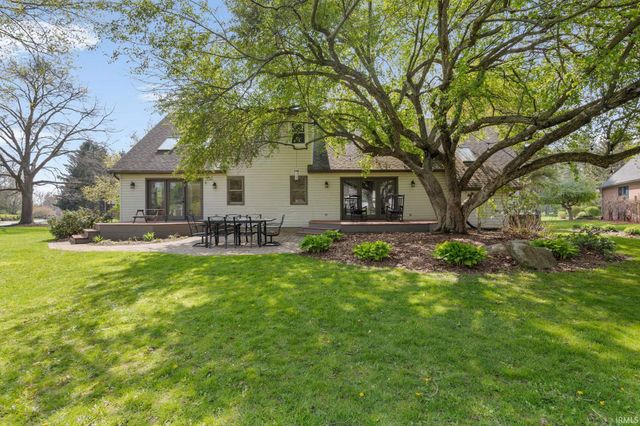 51460 Turnwood Lane, Granger, IN 46530