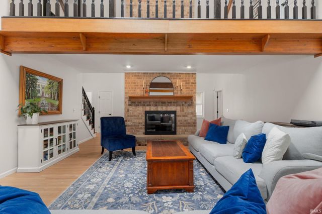 51460 Turnwood Lane, Granger, IN 46530