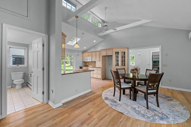 17 Stone Ave, Shrewsbury, MA 01545