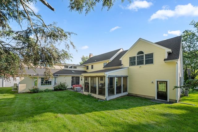 17 Stone Ave, Shrewsbury, MA 01545
