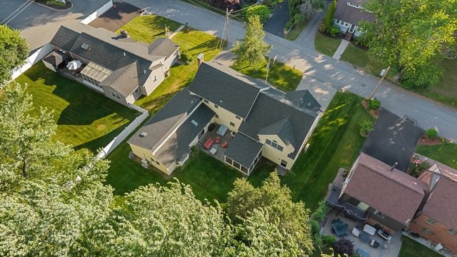 17 Stone Ave, Shrewsbury, MA 01545