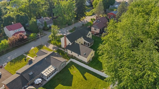 17 Stone Ave, Shrewsbury, MA 01545