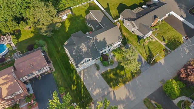 17 Stone Ave, Shrewsbury, MA 01545