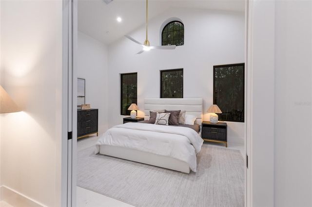 329 BIRD KEY DRIVE, Sarasota, FL 34236