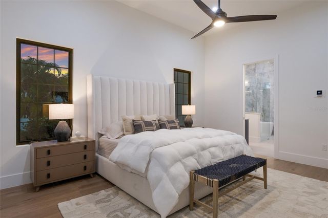 329 BIRD KEY DRIVE, Sarasota, FL 34236