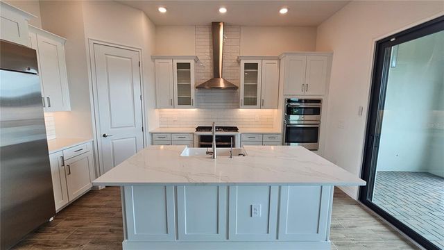 1112 SEAGRAPE DRIVE, Ruskin, FL 33570