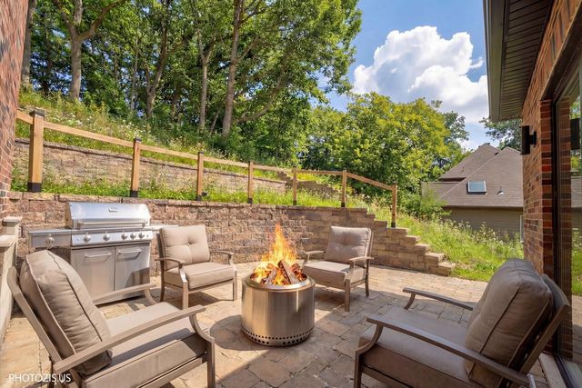 615 Harper Drive, Algonquin, IL 60102