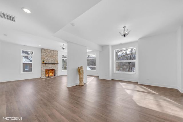 615 Harper Drive, Algonquin, IL 60102