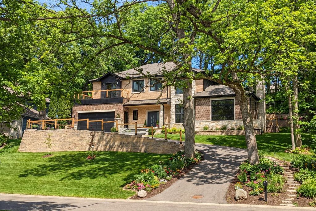 615 Harper Drive, Algonquin, IL 60102