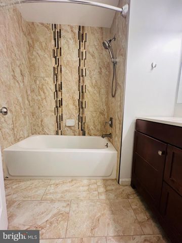8414 GRANDHAVEN AVE, Upper Marlboro, MD 20772