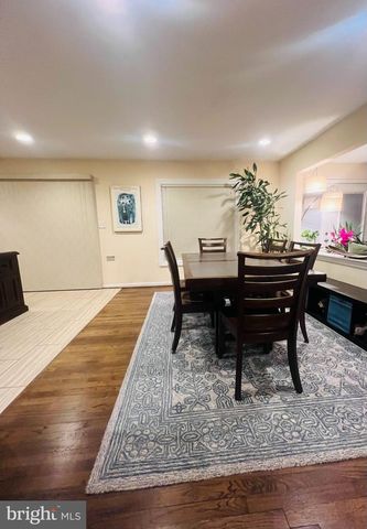 8414 GRANDHAVEN AVE, Upper Marlboro, MD 20772