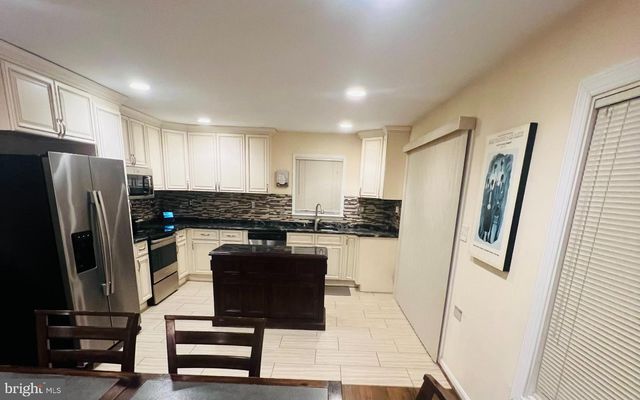 8414 GRANDHAVEN AVE, Upper Marlboro, MD 20772