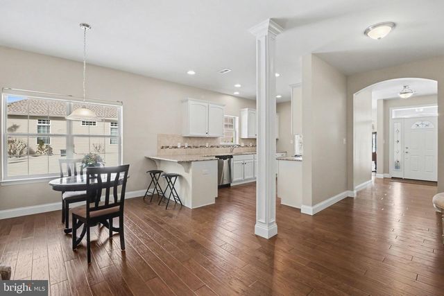 4305 STONELEIGH CT, Harrisburg, PA 17112