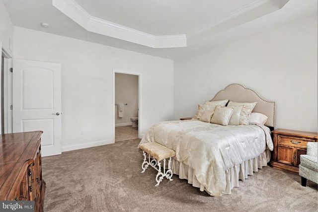 4305 STONELEIGH CT, Harrisburg, PA 17112