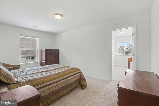 4305 STONELEIGH CT, Harrisburg, PA 17112