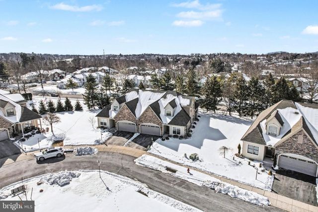 4305 STONELEIGH CT, Harrisburg, PA 17112