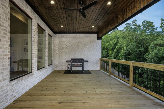 116 Falstone Drive, Little Rock, AR 72223
