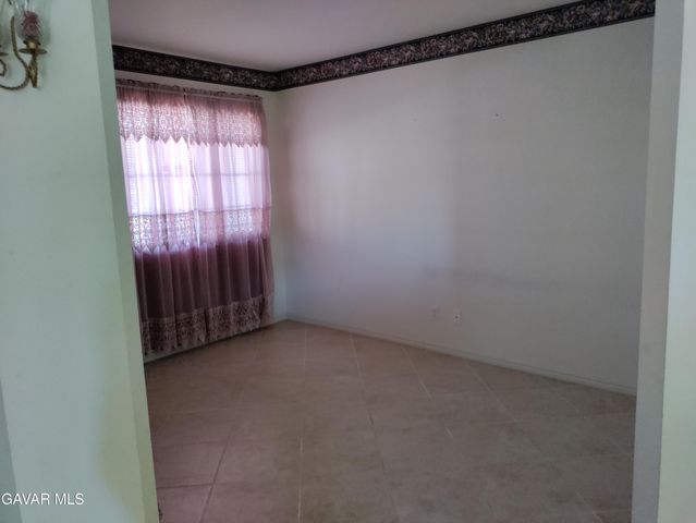 37759 67th Street, Palmdale, CA 93552