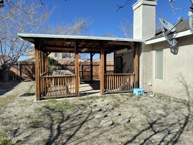 37759 67th Street, Palmdale, CA 93552