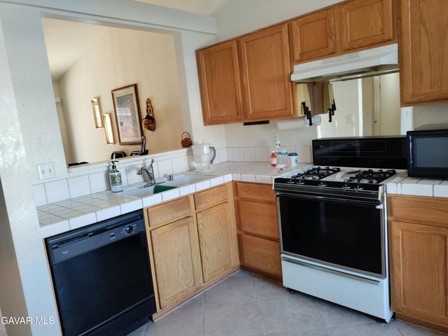 37759 67th Street, Palmdale, CA 93552