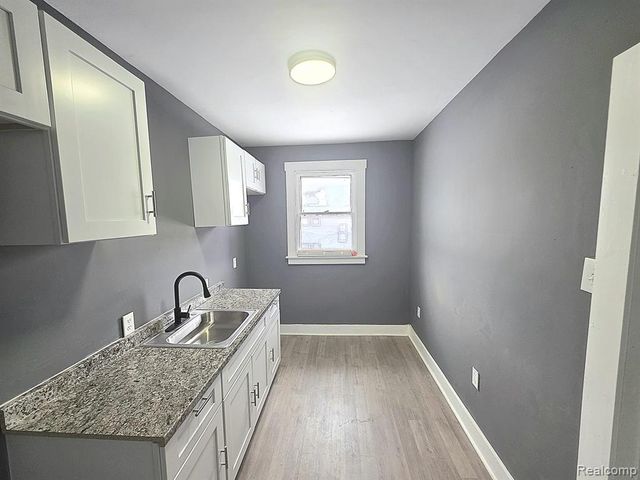 2676 Sturtevant Street, Detroit, MI 48206