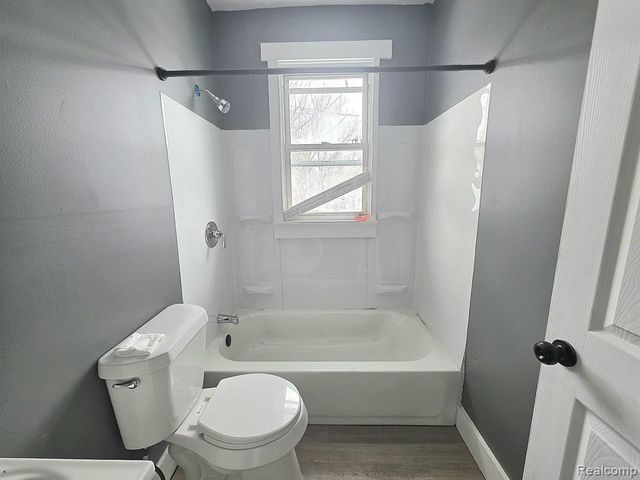 2676 Sturtevant Street, Detroit, MI 48206