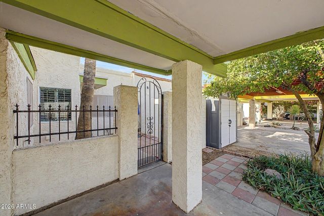 4760 W VIA CYNTHIA Drive, Glendale, AZ 85301