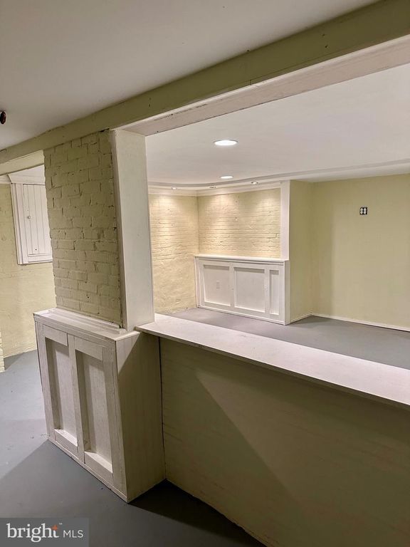 Image 35 of property listing at 309 MIDDLE BLVD, Salisbury, MD 21801