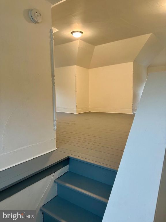 Image 66 of property listing at 309 MIDDLE BLVD, Salisbury, MD 21801