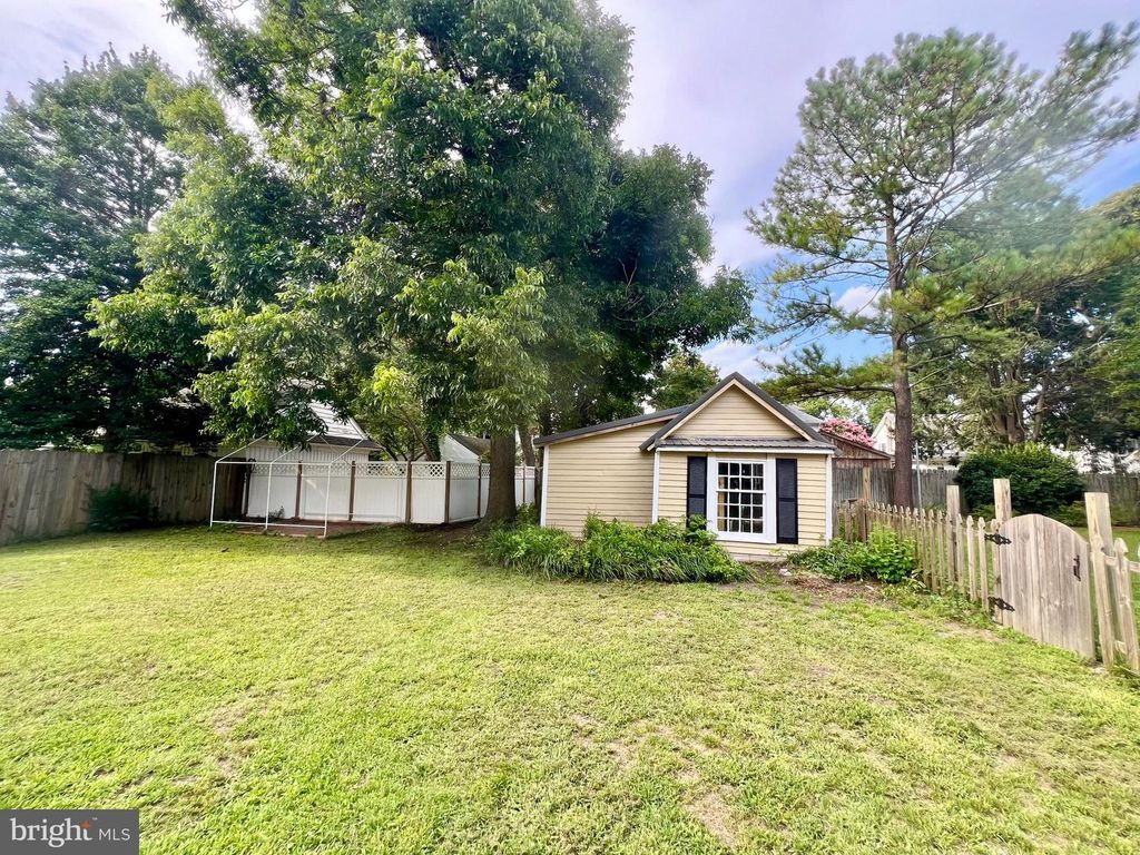 Image 71 of property listing at 309 MIDDLE BLVD, Salisbury, MD 21801